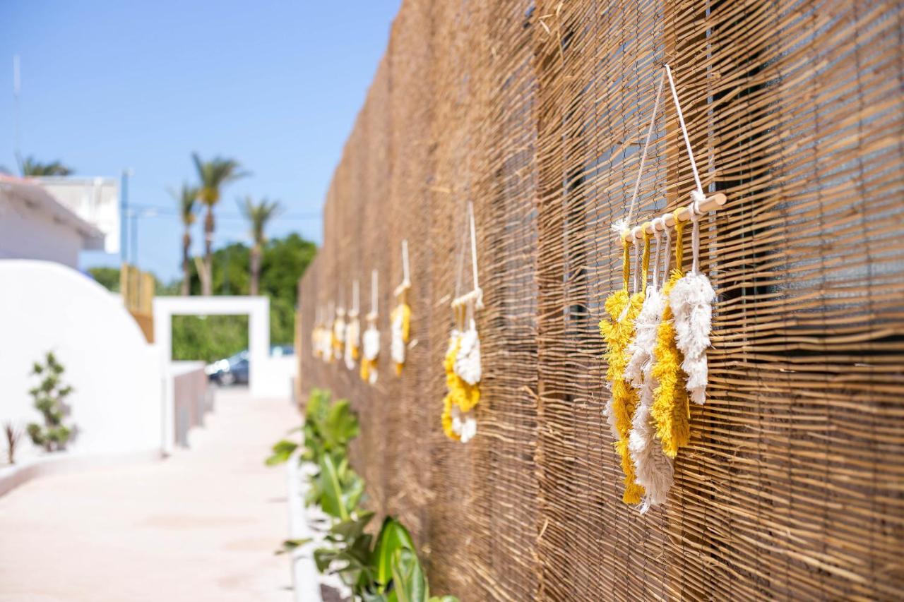 Atma Beach Rooms & Suites Фалираки Экстерьер фото