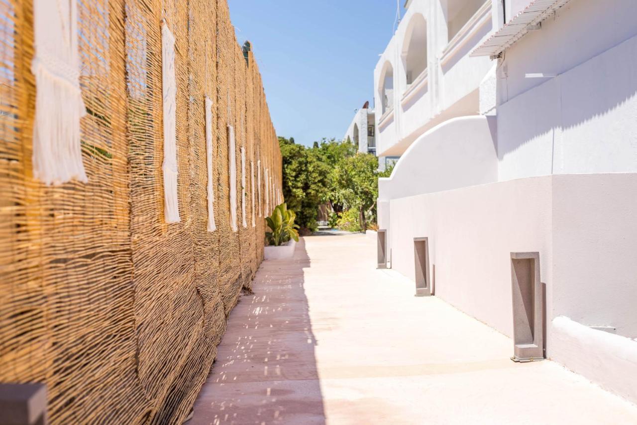 Atma Beach Rooms & Suites Фалираки Экстерьер фото