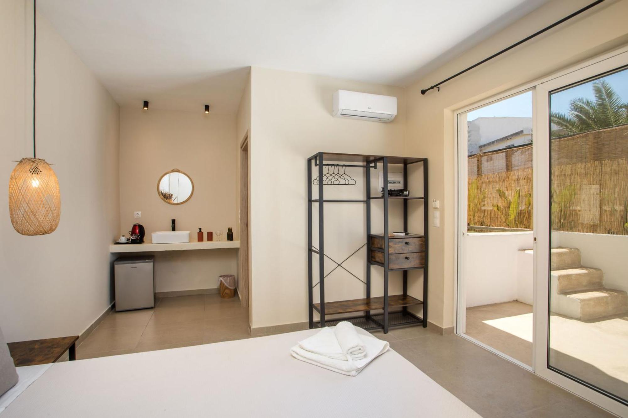 Atma Beach Rooms & Suites Фалираки Экстерьер фото