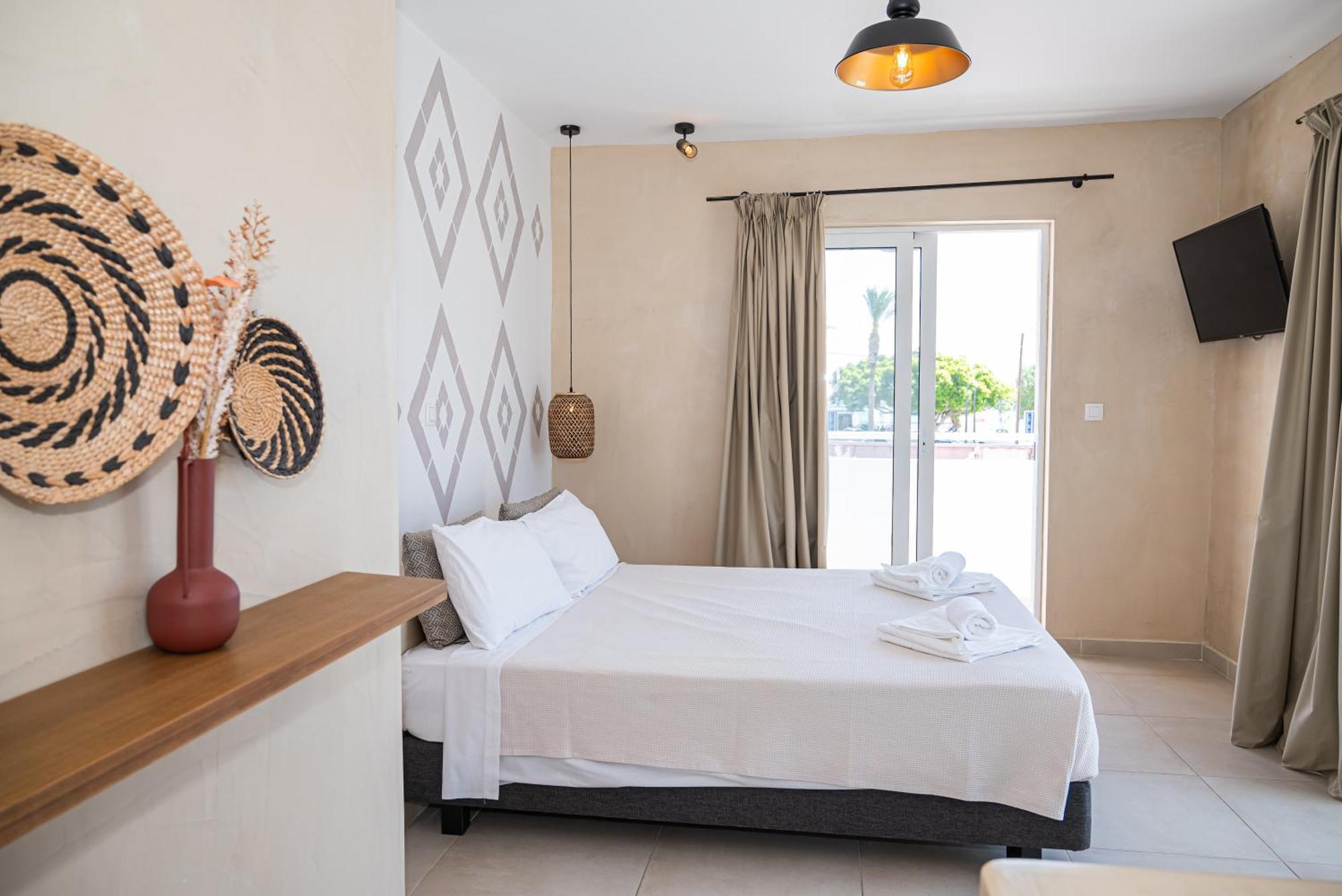 Atma Beach Rooms & Suites Фалираки Экстерьер фото