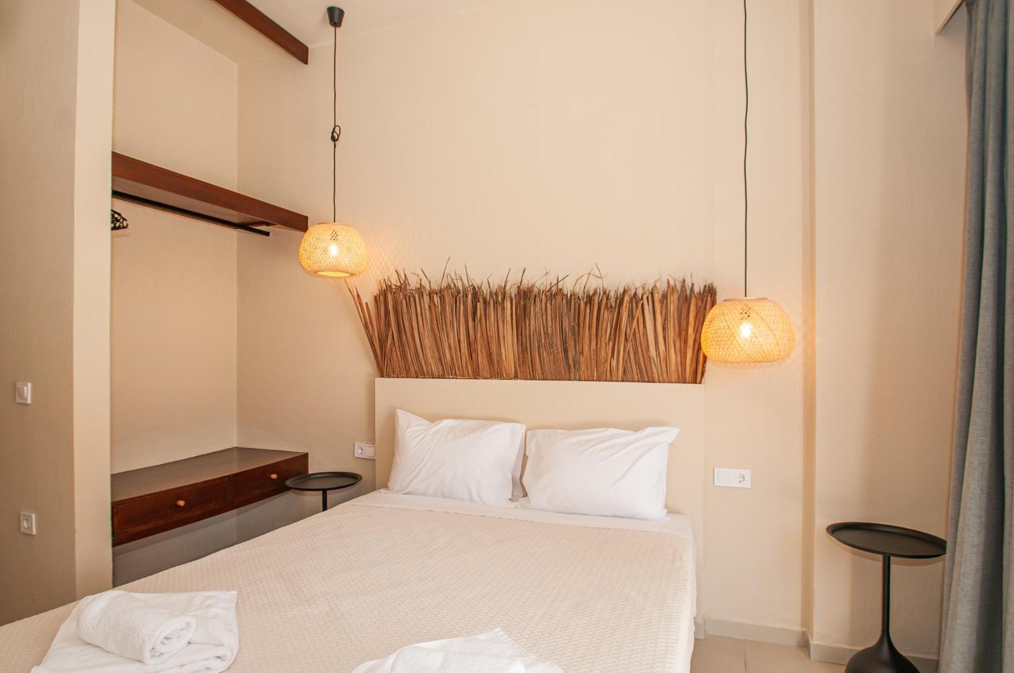 Atma Beach Rooms & Suites Фалираки Экстерьер фото
