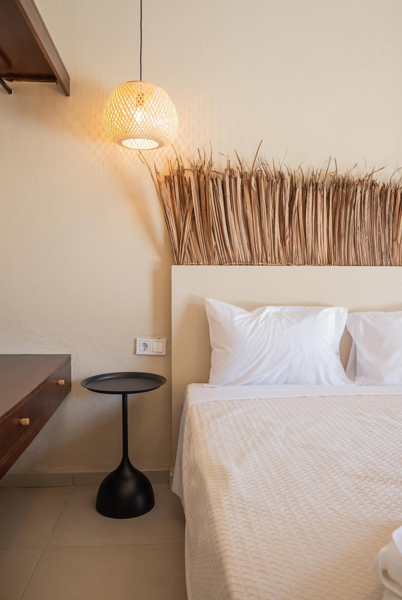 Atma Beach Rooms & Suites Фалираки Экстерьер фото