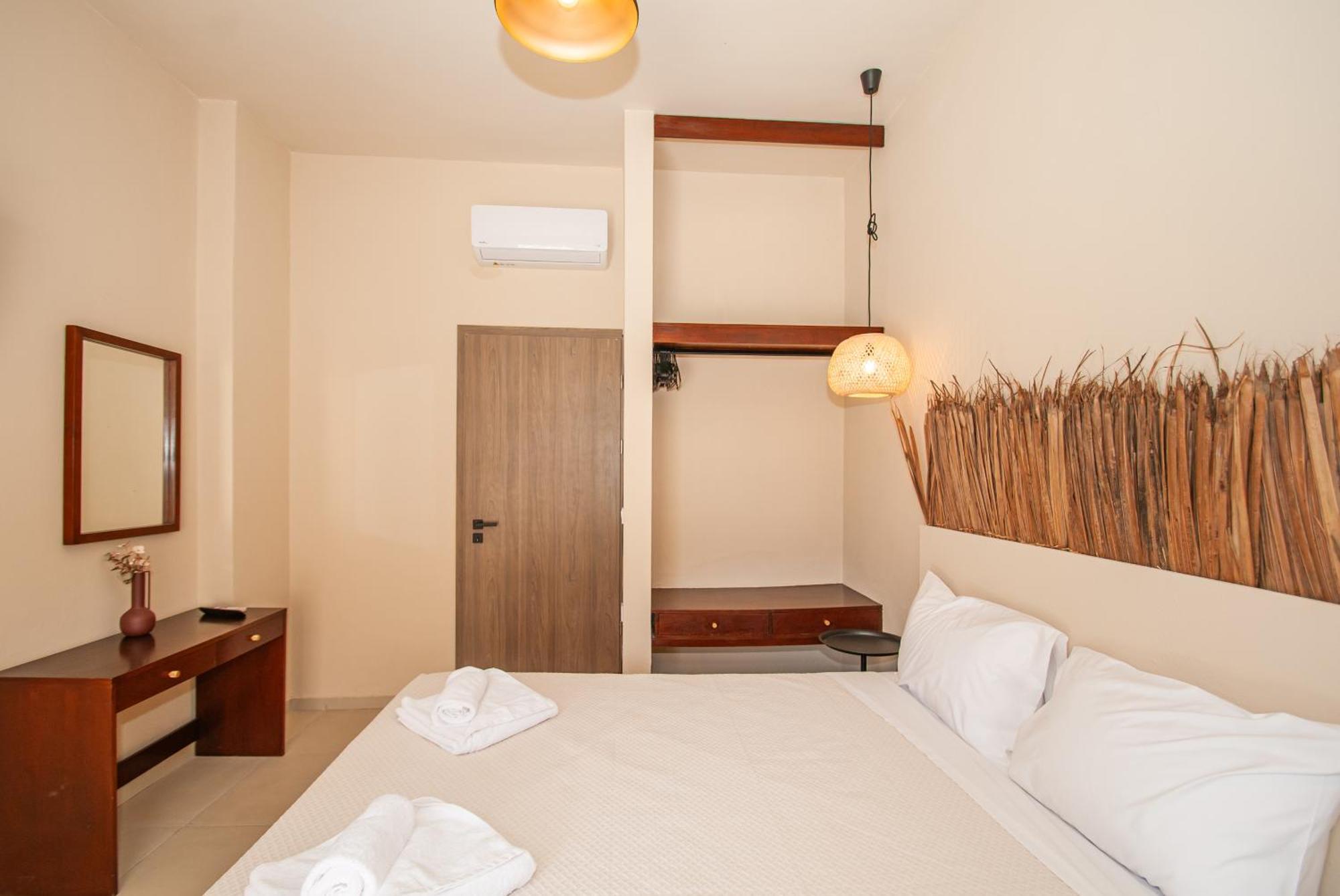 Atma Beach Rooms & Suites Фалираки Экстерьер фото