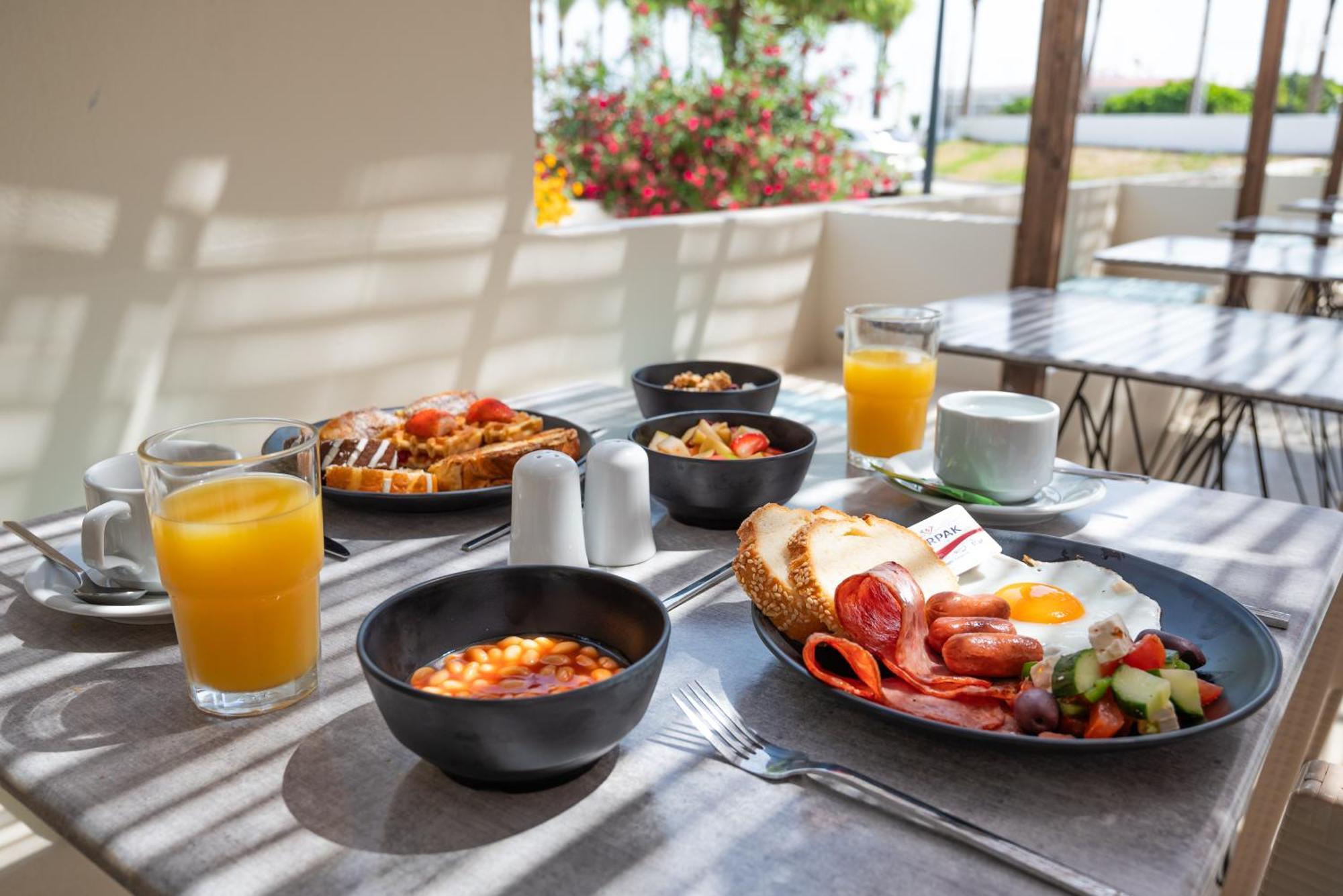 Atma Beach Rooms & Suites Фалираки Экстерьер фото