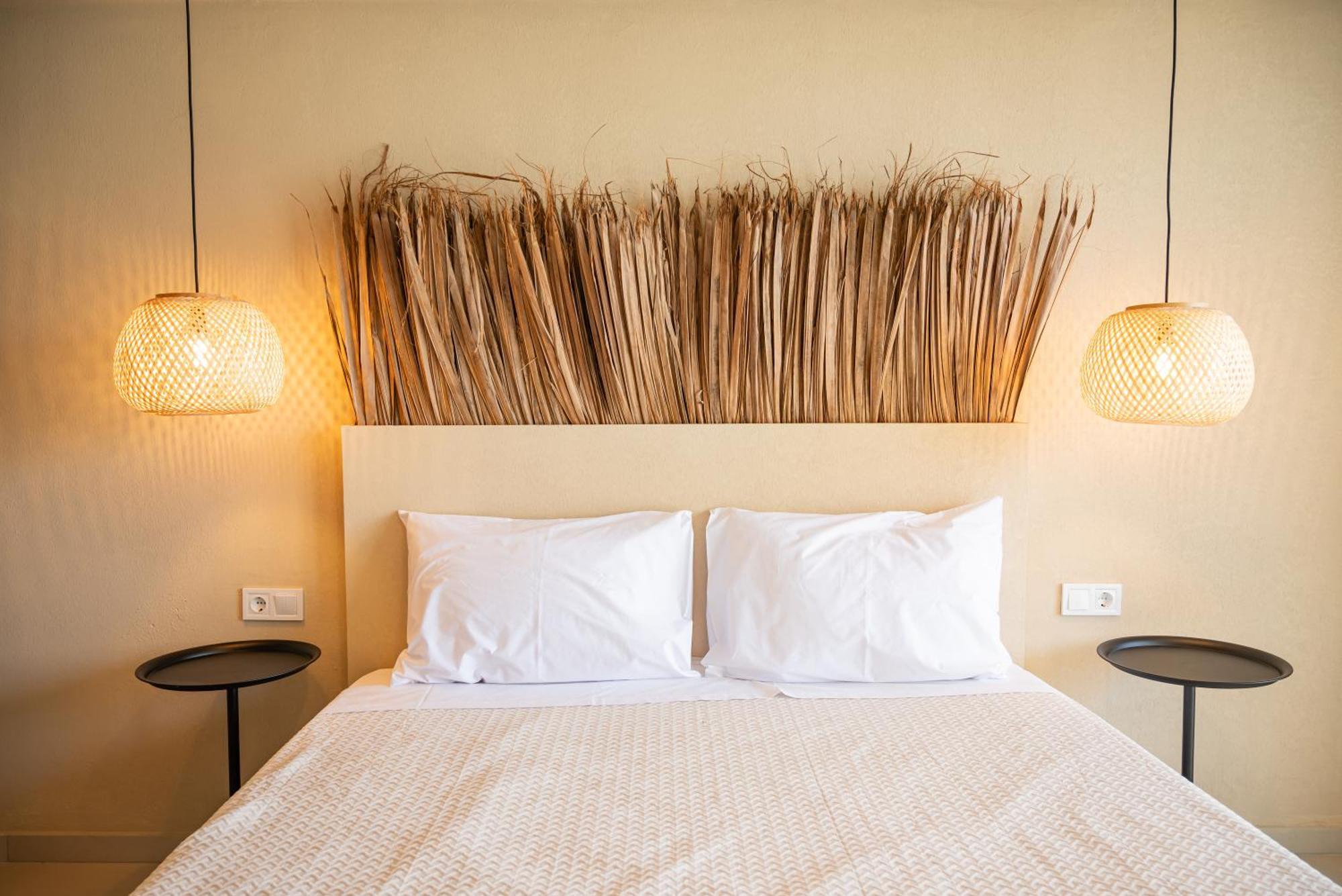 Atma Beach Rooms & Suites Фалираки Экстерьер фото