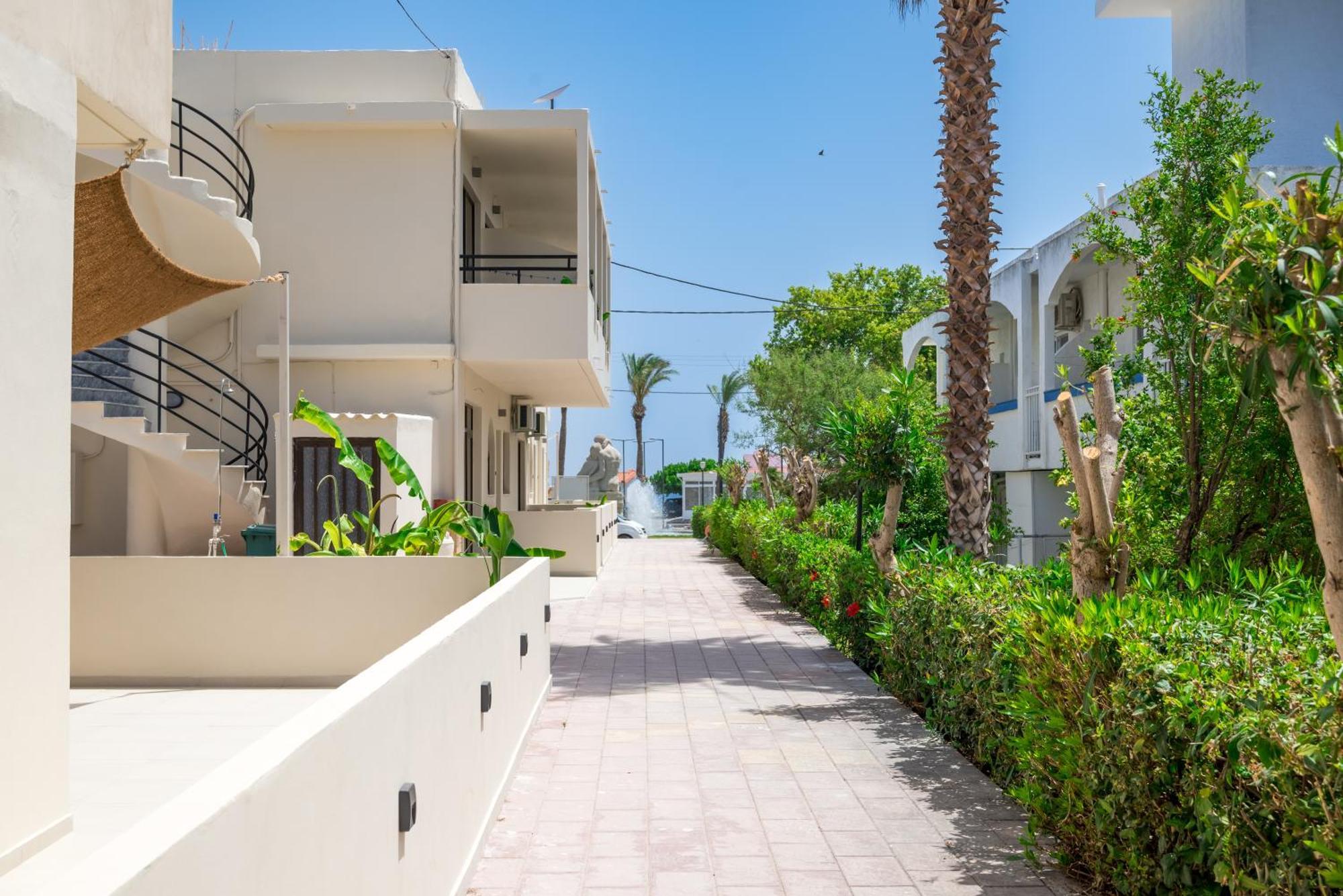 Atma Beach Rooms & Suites Фалираки Экстерьер фото